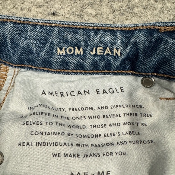 American Eagle Outfitters Ripped Blue Mom Jeans - Picture 5 of 5